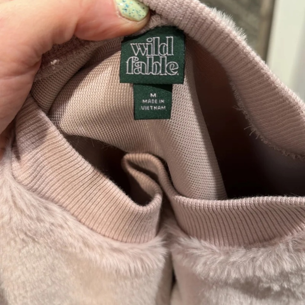 Wild fable pullover sweater